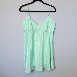 Victoria's Secret Babydoll fly away polka dot satin nighty large
